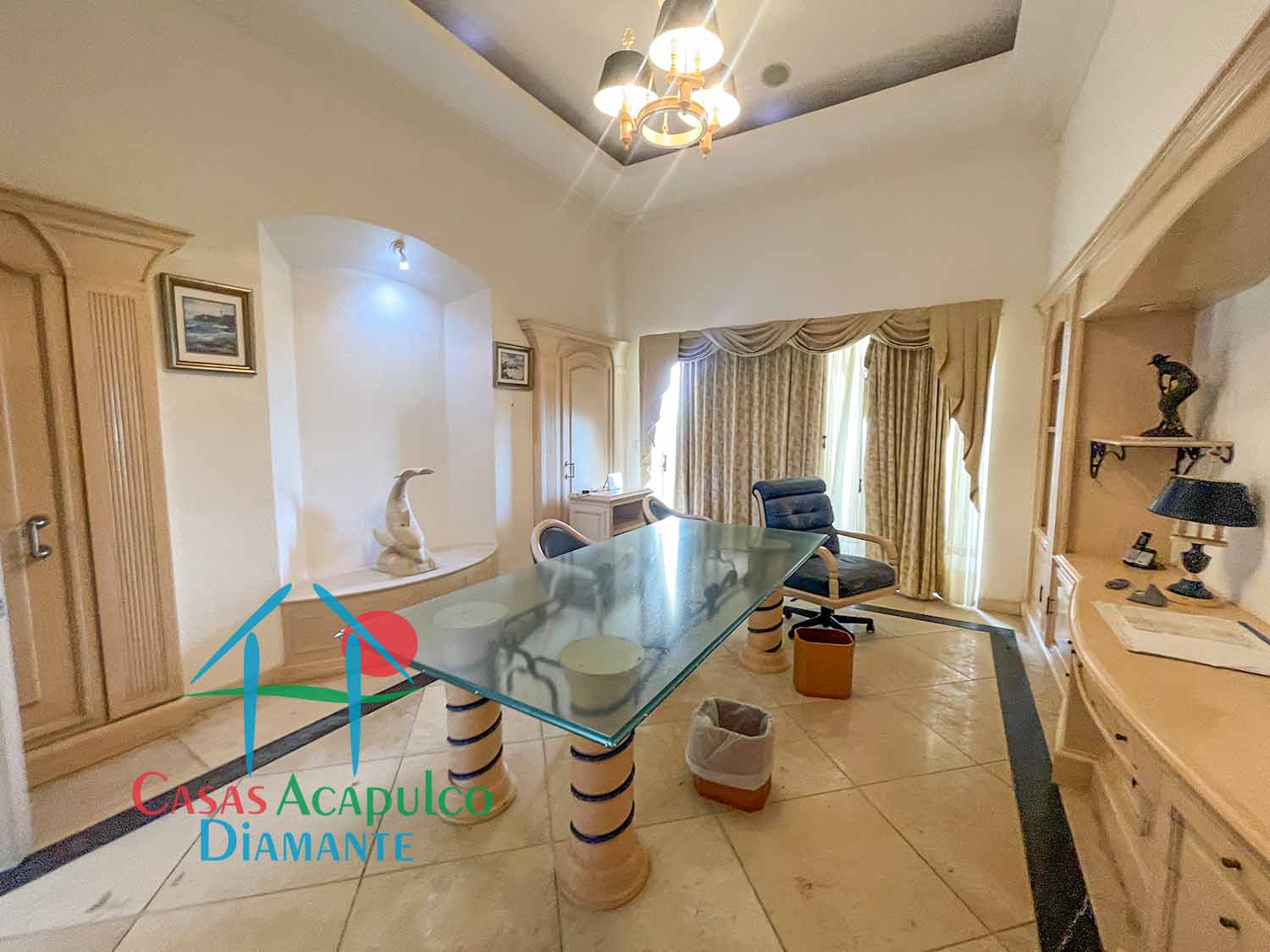 Tres Vidas Villa Universal - Despacho 2